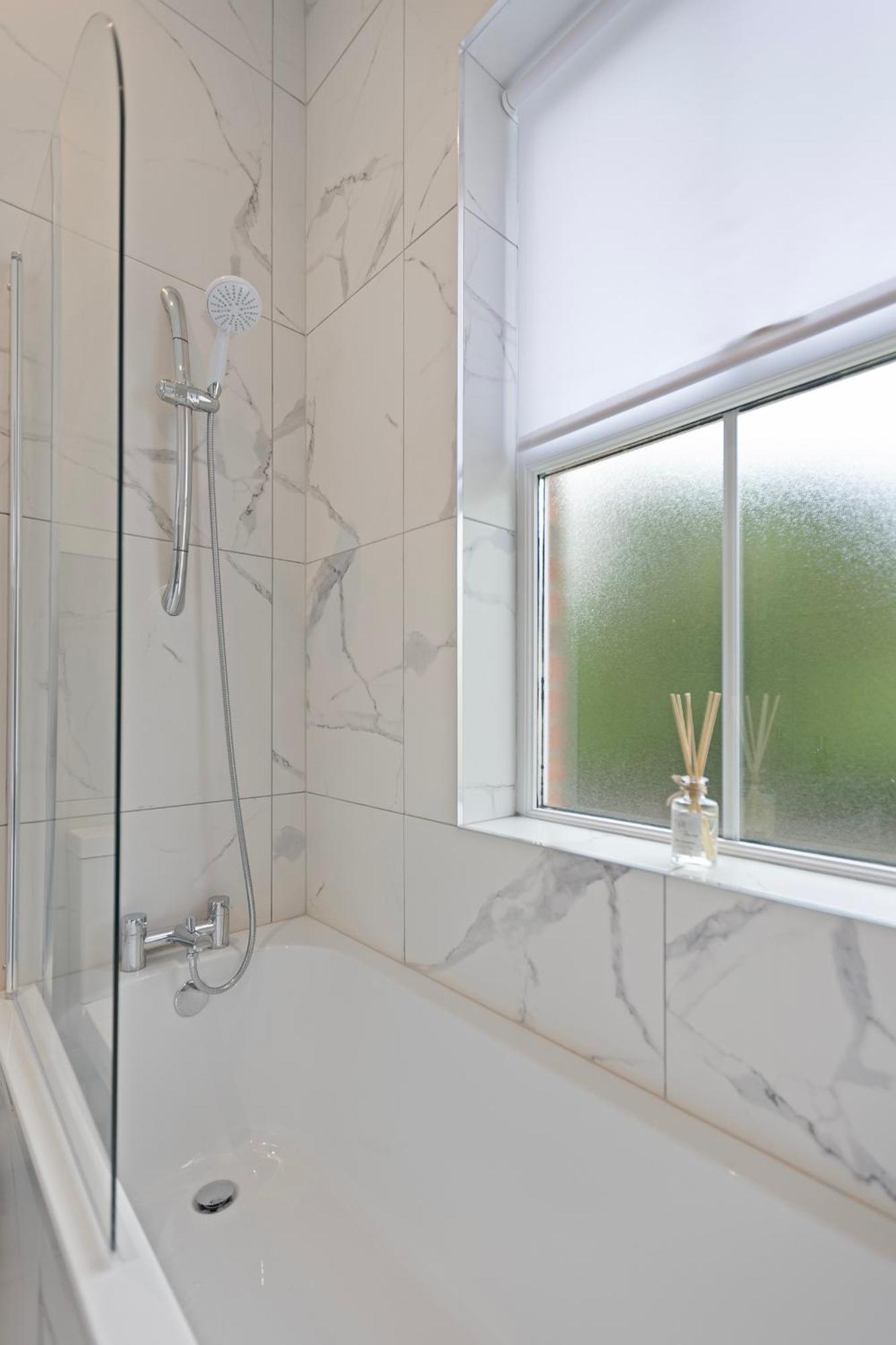 Riverside Townhouse Antrim Luaran gambar