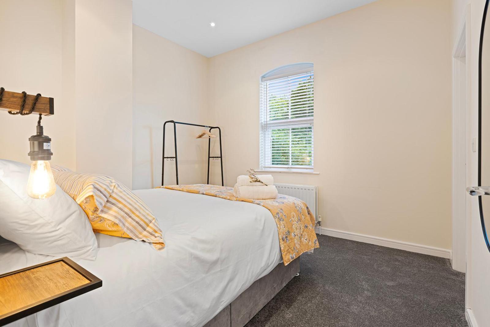 Riverside Townhouse Antrim Luaran gambar