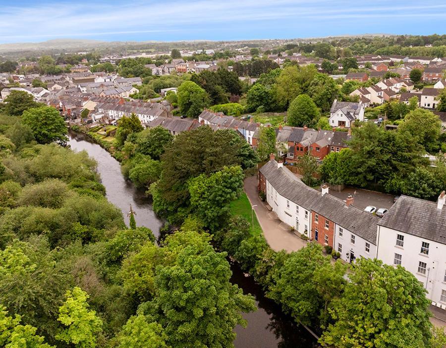 Riverside Townhouse Antrim Luaran gambar