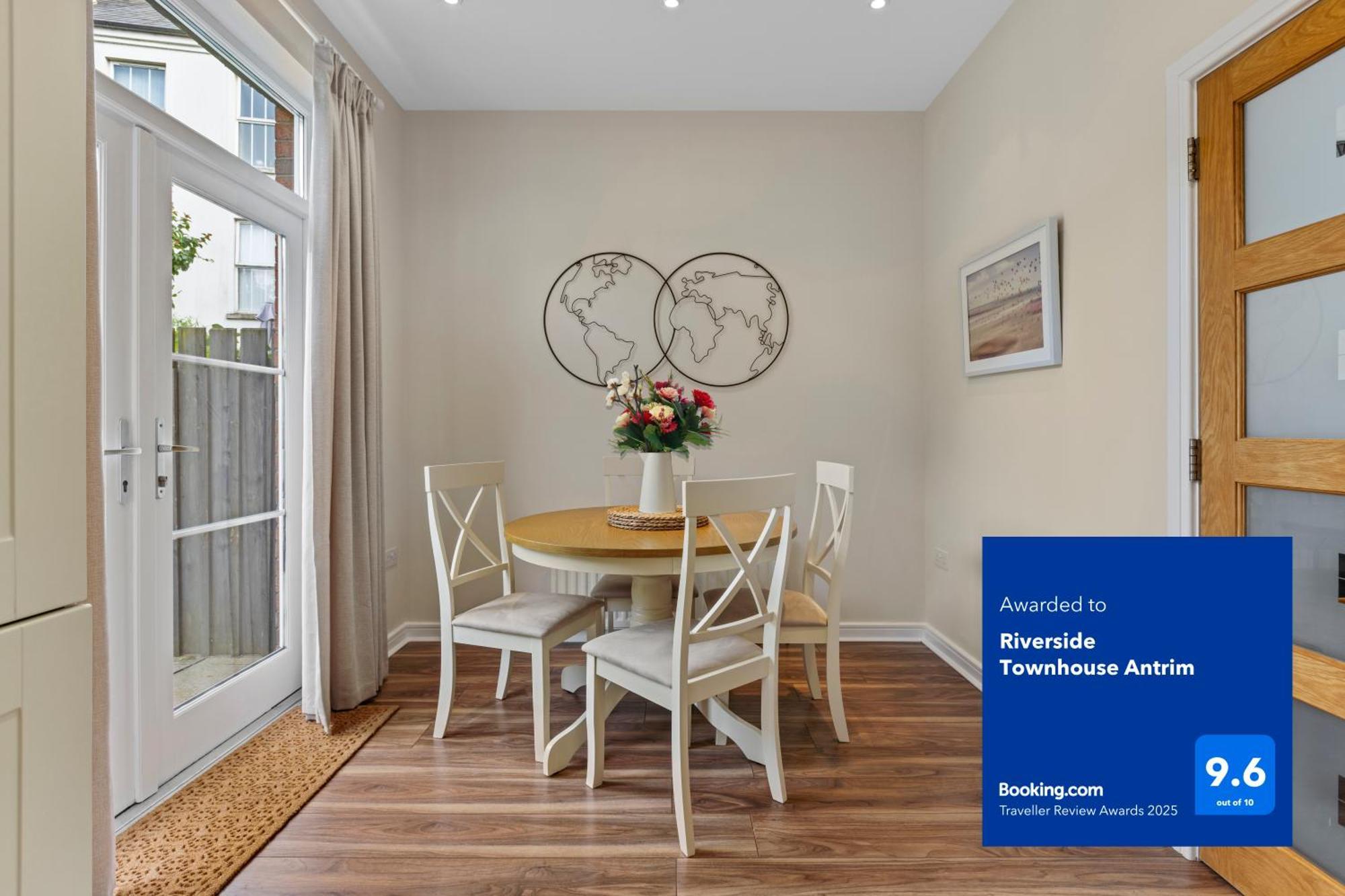 Riverside Townhouse Antrim Luaran gambar